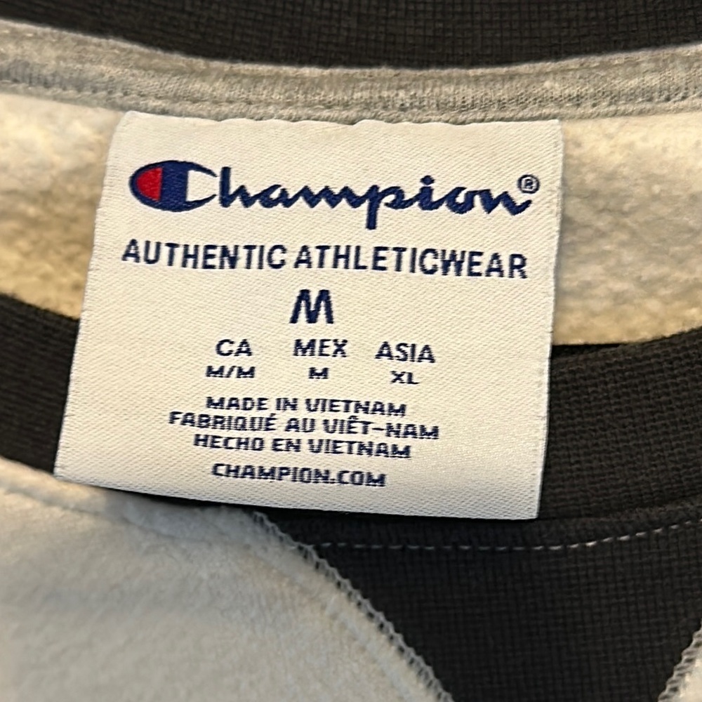 Champion Classic Crewneck Black and Cream Sweater - Picture 2 of 7